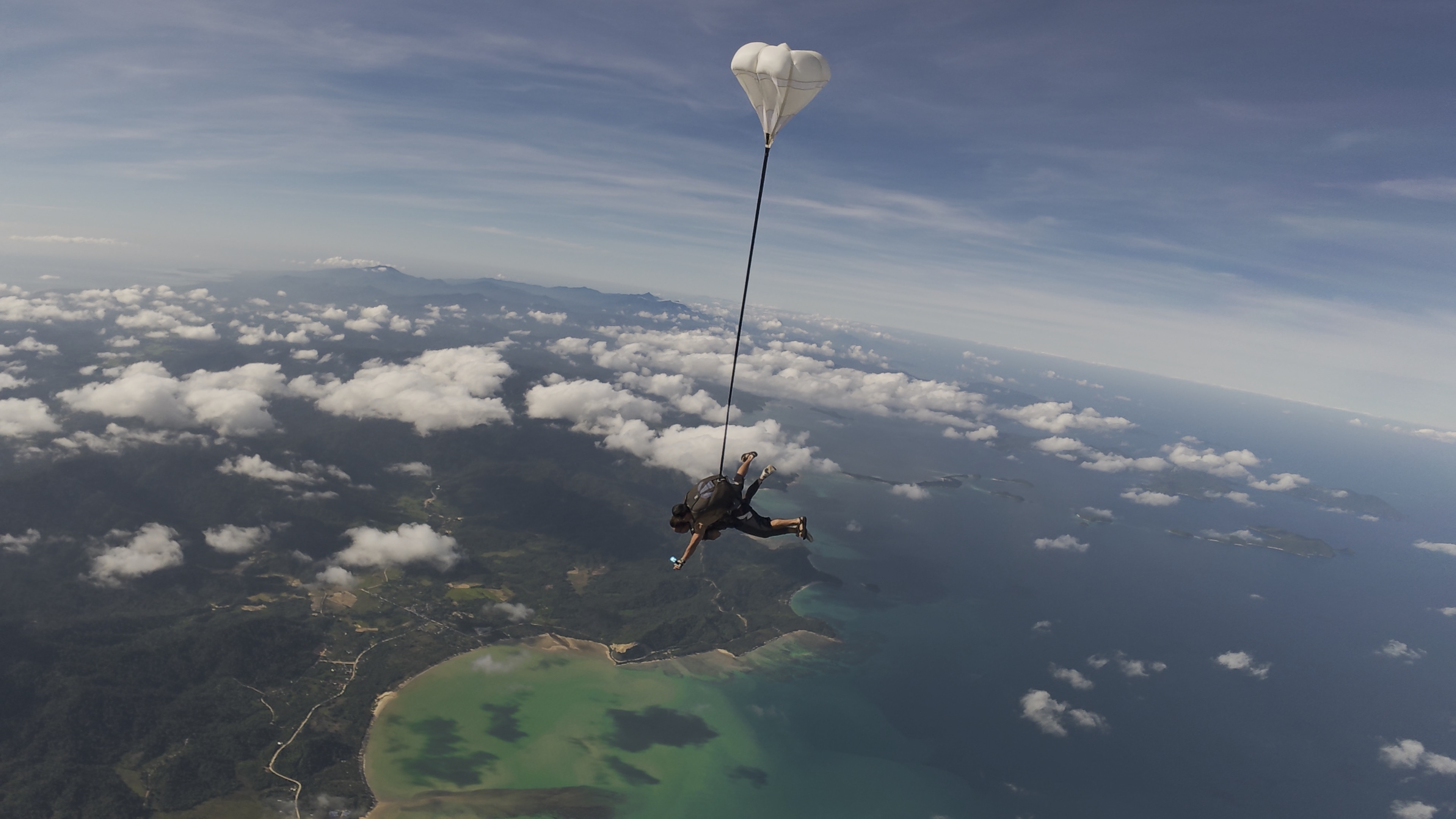 Everything You Need to Know Before Booking a Skydive in Palawan